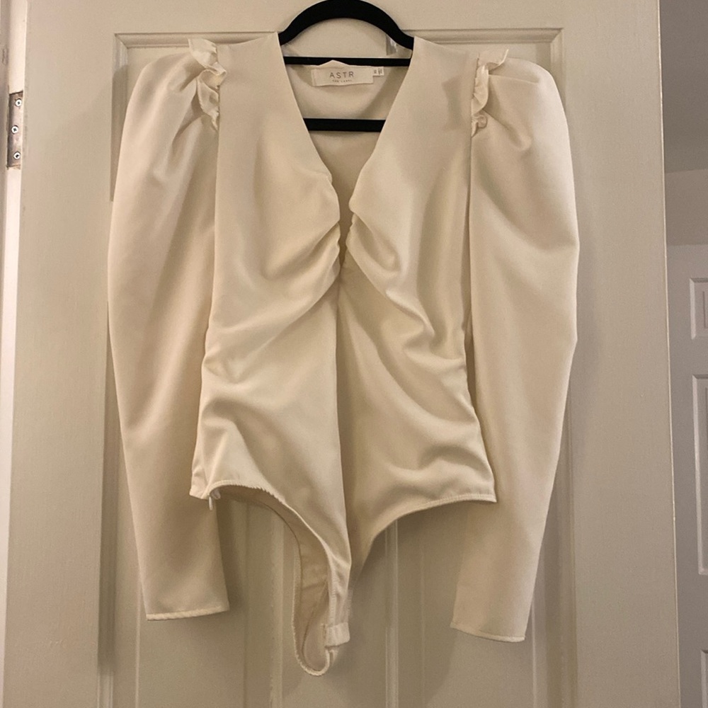 ASTR the Label offwhite Deep V body suit